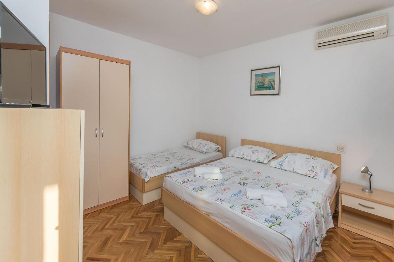 Apartments Nevenka Makarska Buitenkant foto