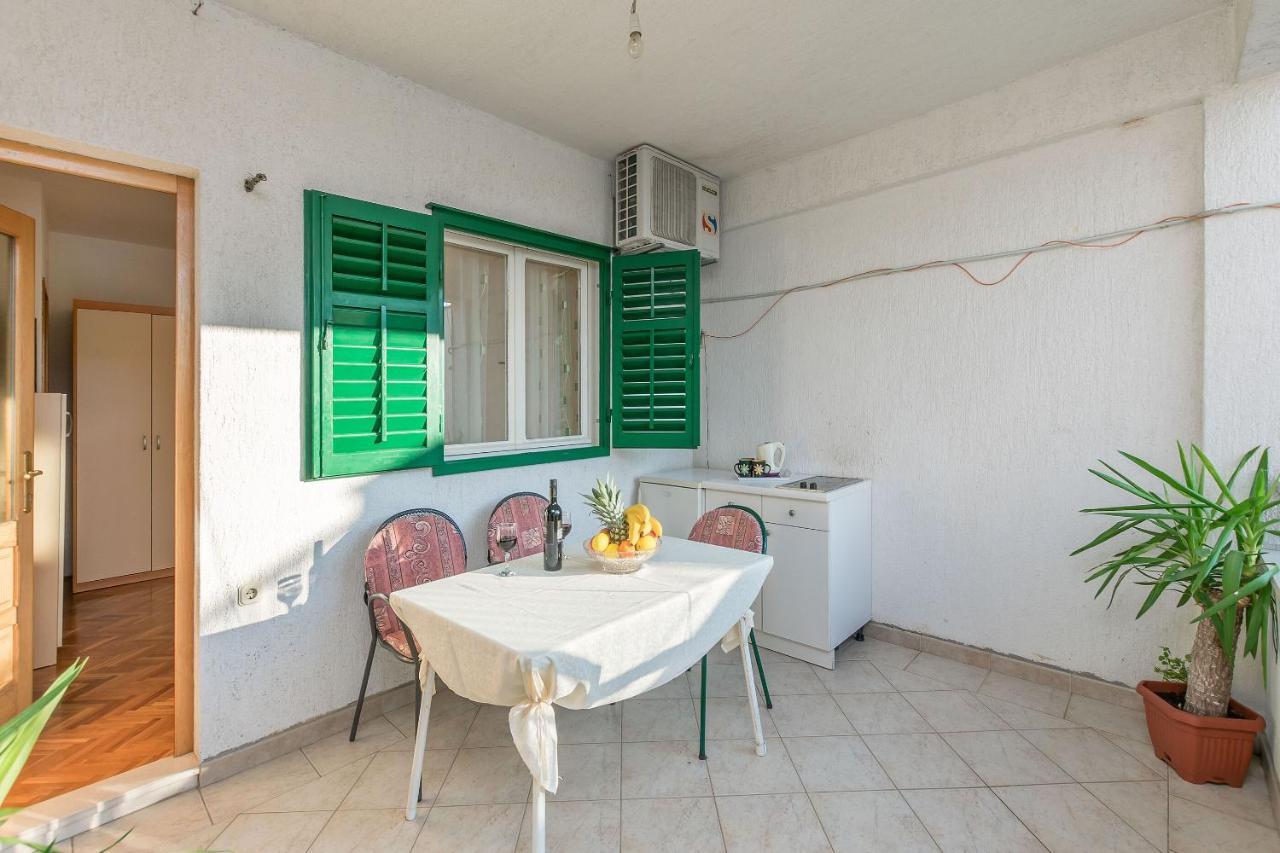 Apartments Nevenka Makarska Buitenkant foto