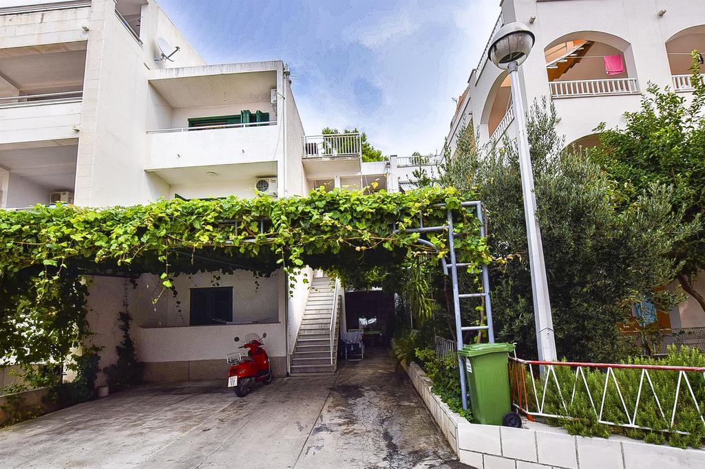 Apartments Nevenka Makarska Buitenkant foto
