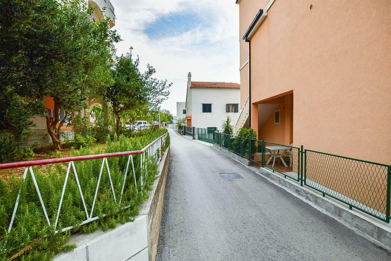 Apartments Nevenka Makarska Buitenkant foto